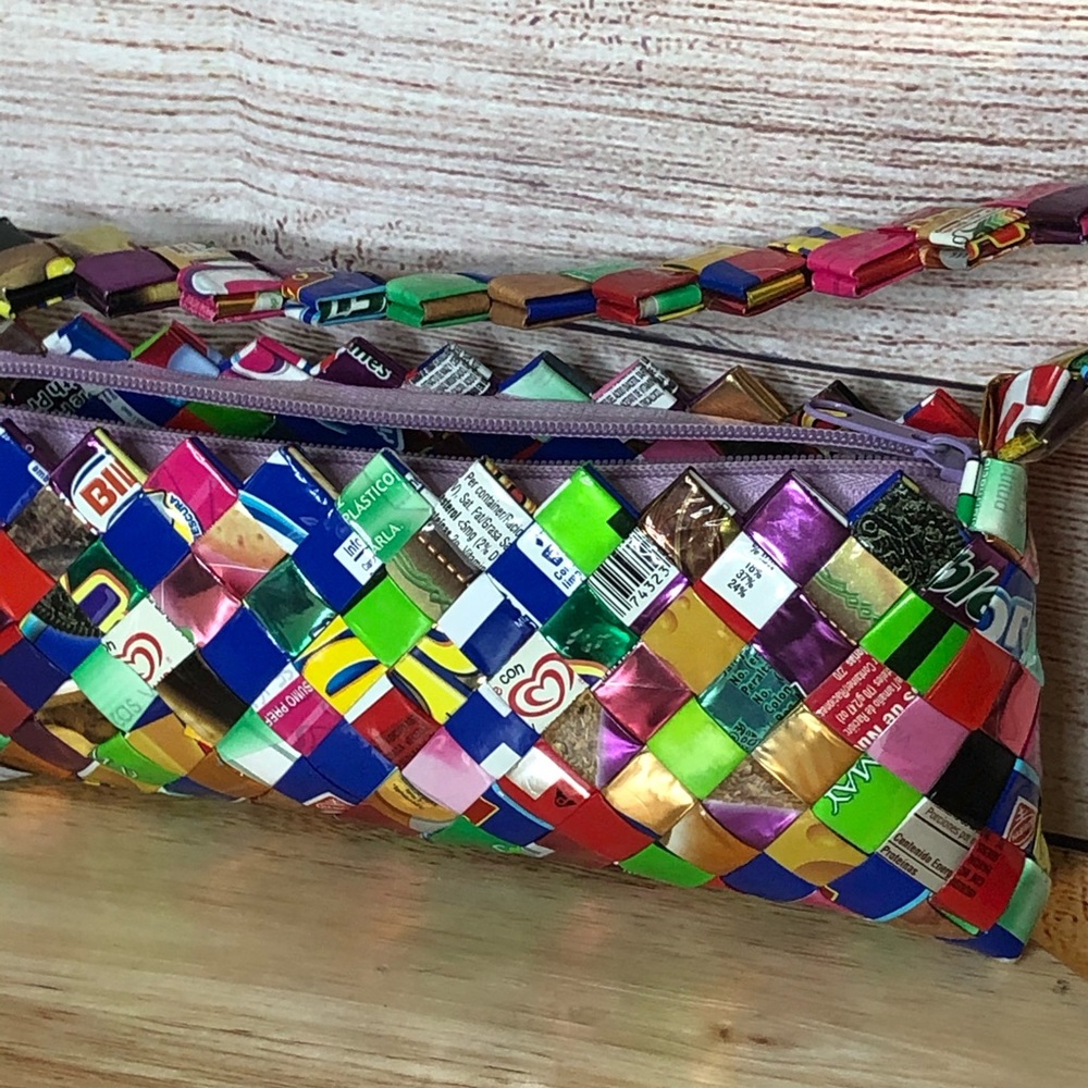 Beautiful Multi‎ Color Wrapper Purse - Picture 2 of 7